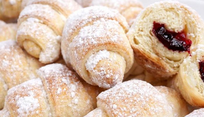 Autentične Starinske Kiflice sa Džemom – Recept Naših Baka