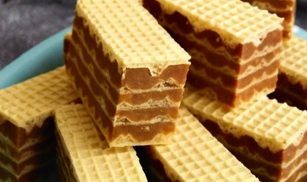 Jafa Oblatne: Recept za Najlepši Kolač sa Smrznutom Narandžom i Keksom