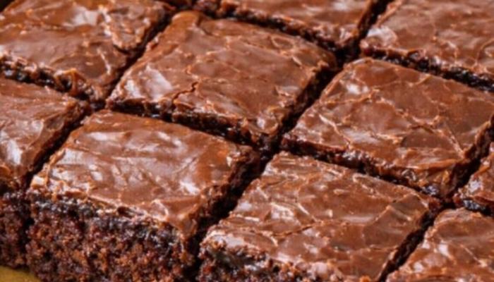 Najsočniji čokoladni kolač sa Coca-Colom – Kuhinja i Savjeti za Recepte