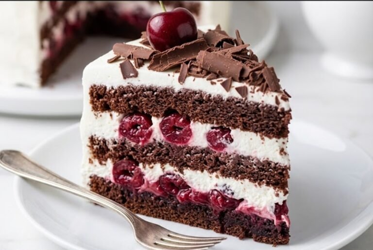 Švarcvald Torta: Brzi Recept Za Omiljenu Voćnu Tortu Sa Višnjama