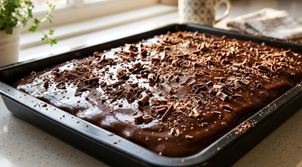 Brzi Čokoladni Kolač Iz Pleha – Najsočniji Domaći Recept