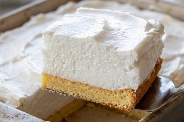 Savršena Šampita | Originalni Recept za Prozračan i Kremast Desert