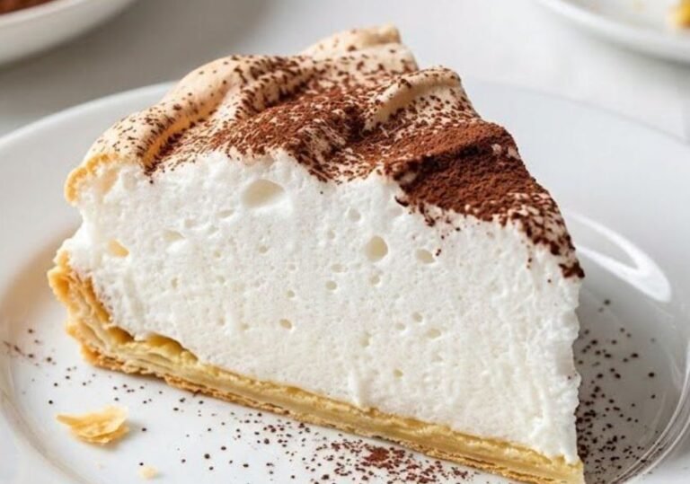 Šampita | Tradicionalni recept za vazdušasti desert sa lisnatim testom
